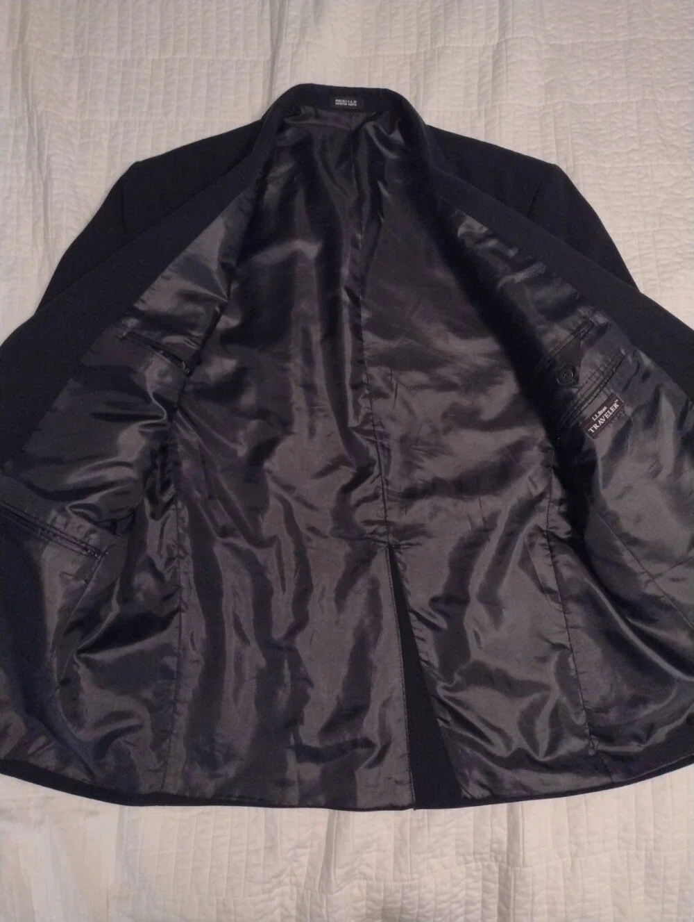 L.L. Bean Mens Navy Blazer 42R Fully Lined Two Button Single Vent